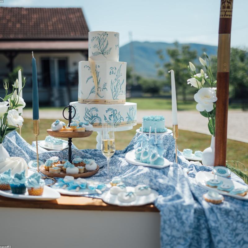 Assorted Cupcakes (6 pcs)