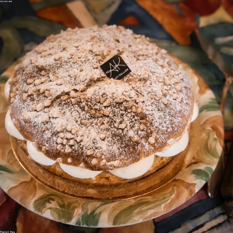 Strawberry Fresh Cream Cake